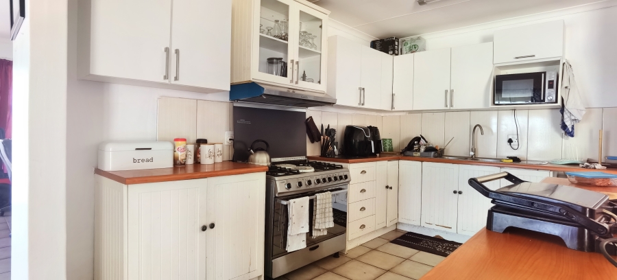 4 Bedroom Property for Sale in Hartenbos Heuwels Western Cape